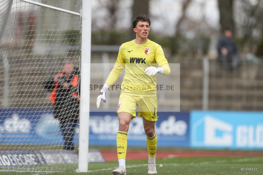 sport, action, Willy-Sachs-Stadion, Schweinfurt, Regionalliga Bayern, März 2024, Fussball, FCS, FCA, FC Augsburg II, BFV, 25. Spieltag, 16.03.2024, 1. FC Schweinfurt 1905 - Bild-ID: 2398433