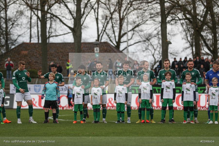 sport, action, Willy-Sachs-Stadion, Schweinfurt, Regionalliga Bayern, März 2024, Fussball, FCS, FCA, FC Augsburg II, BFV, 25. Spieltag, 16.03.2024, 1. FC Schweinfurt 1905 - Bild-ID: 2398604