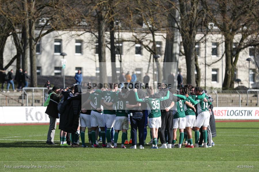 sport, action, Willy-Sachs-Stadion, Schweinfurt, Regionalliga Bayern, März 2024, Fussball, FCS, FCA, FC Augsburg II, BFV, 25. Spieltag, 16.03.2024, 1. FC Schweinfurt 1905 - Bild-ID: 2398646