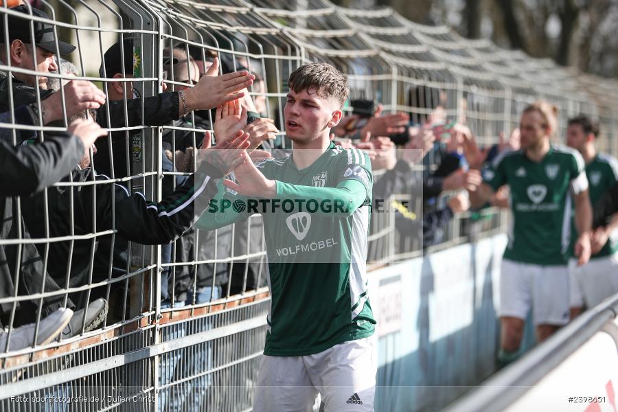 sport, action, Willy-Sachs-Stadion, Schweinfurt, Regionalliga Bayern, März 2024, Fussball, FCS, FCA, FC Augsburg II, BFV, 25. Spieltag, 16.03.2024, 1. FC Schweinfurt 1905 - Bild-ID: 2398651
