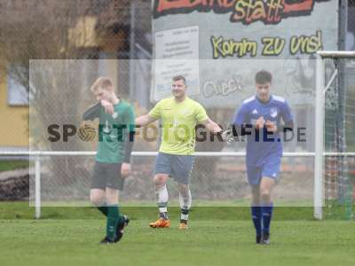 Fotos von FC Gössenheim - FC Thüngen auf sportfotografie.de