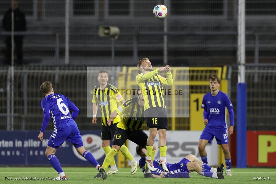 Stadion am Schönbusch, Aschaffenburg, 25.03.2024, sport, action, BFV, Fussball, März 2024, 26. Spieltag, Regionalliga Bayern, BAY, SVA, SpVgg Bayreuth, SV Viktoria Aschaffenburg - Bild-ID: 2400178