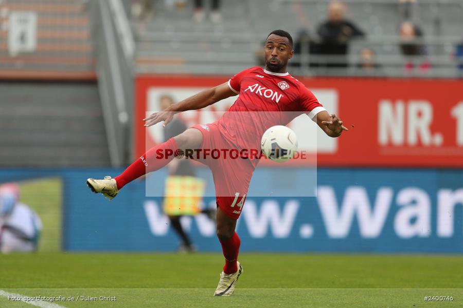 AKON Arena, Würzburg, 30.03.2024, sport, action, BFV, Fussball, März 2024, 27. Spieltag, Regionalliga Bayern, FCE, FWK, FC Eintracht Bamberg 2010, FC Würzburger Kickers - Bild-ID: 2400746