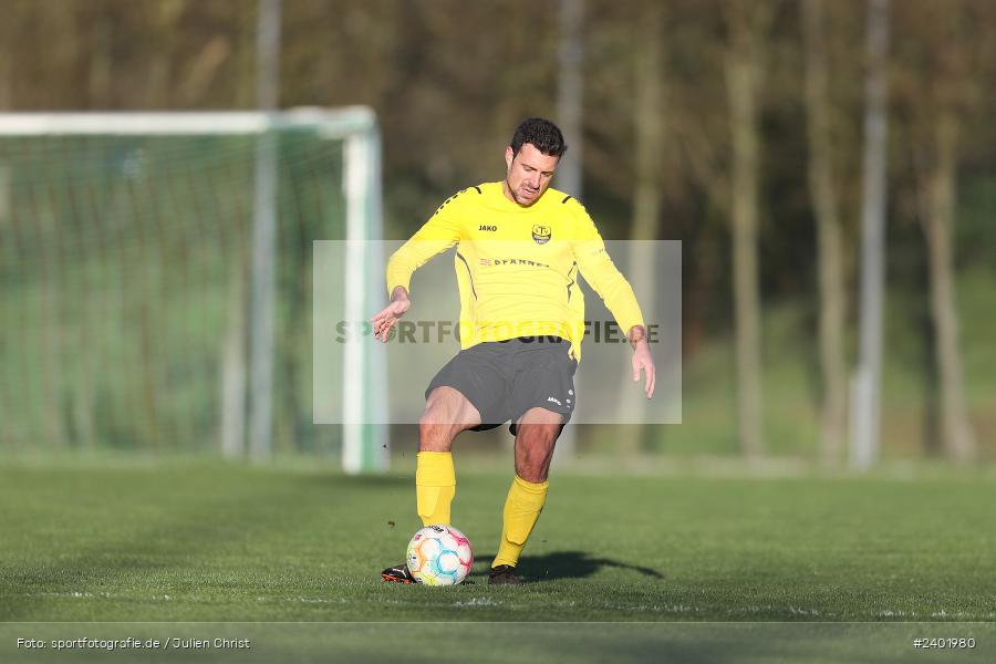 Sportgelände, Eisingen, 04.04.2024, sport, action, BFV, Fussball, April 2024, 26. Spieltag, Bezirksliga Unterfranken West, LOH, EIS, TSV Lohr, TSV Eisingen - Bild-ID: 2401980