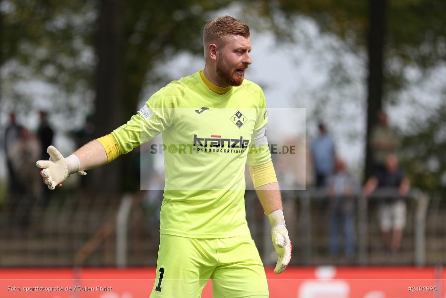 Sachs-Stadion, Schweinfurt, 13.04.2024, sport, action, BFV, Fussball, April 2024, 29. Spieltag, Regionalliga Bayern, FVI, FCS, FV Illertissen, 1. FC Schweinfurt 1905 - Bild-ID: 2402890