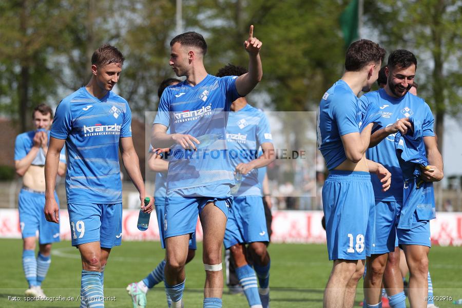 Sachs-Stadion, Schweinfurt, 13.04.2024, sport, action, BFV, Fussball, April 2024, 29. Spieltag, Regionalliga Bayern, FVI, FCS, FV Illertissen, 1. FC Schweinfurt 1905 - Bild-ID: 2402916