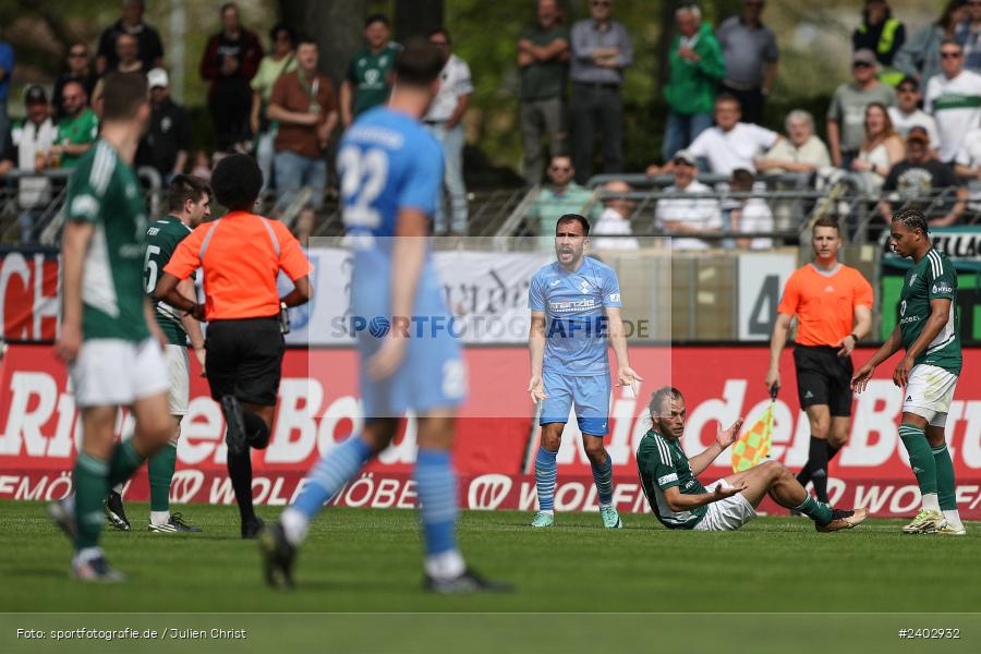 action, Sport, Schweinfurt, Sachs-Stadion, Regionalliga Bayern, Fussball, FVI, FV Illertissen, FCS, BFV, April 2024, 29. Spieltag, 13.04.2024, 1. FC Schweinfurt 1905 - Bild-ID: 2402932