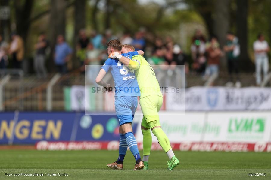 action, Sport, Schweinfurt, Sachs-Stadion, Regionalliga Bayern, Fussball, FVI, FV Illertissen, FCS, BFV, April 2024, 29. Spieltag, 13.04.2024, 1. FC Schweinfurt 1905 - Bild-ID: 2402943