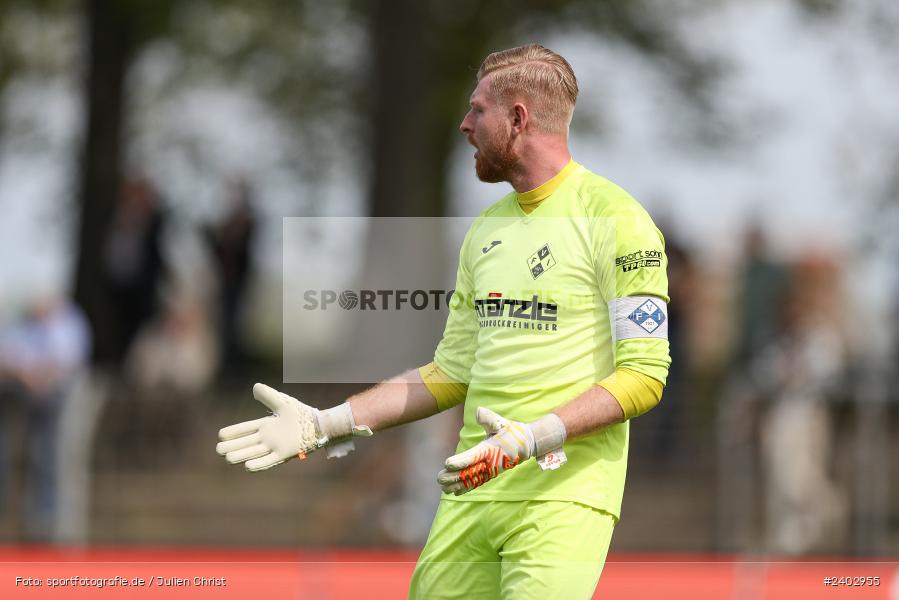 action, Sport, Schweinfurt, Sachs-Stadion, Regionalliga Bayern, Fussball, FVI, FV Illertissen, FCS, BFV, April 2024, 29. Spieltag, 13.04.2024, 1. FC Schweinfurt 1905 - Bild-ID: 2402955