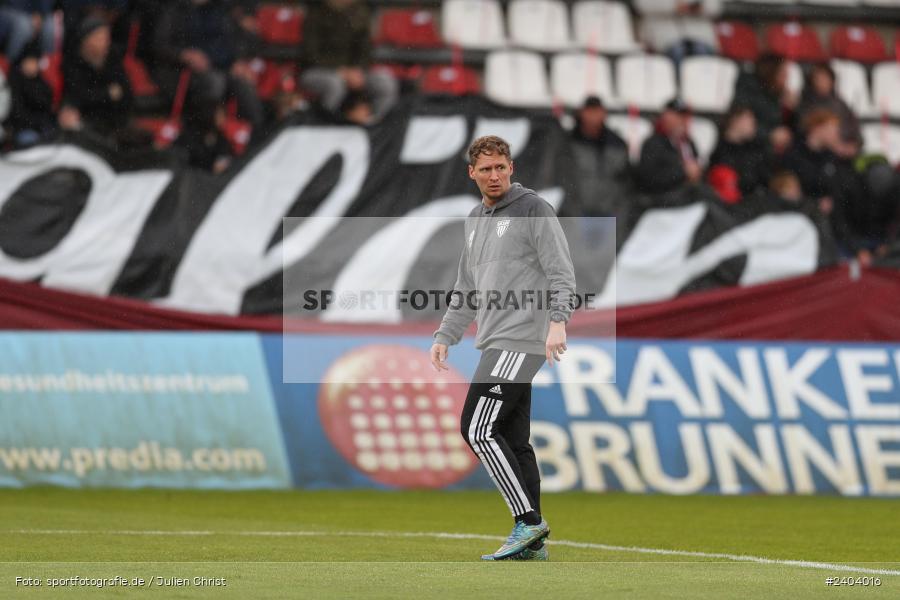 AKON Arena, Würzburg, 20.04.2024, sport, action, BFV, Fussball, April 2024, 30. Spieltag, Regionalliga Bayern, 1. FC Schweinfurt 1905, FC Würzburger Kickers - Bild-ID: 2404016