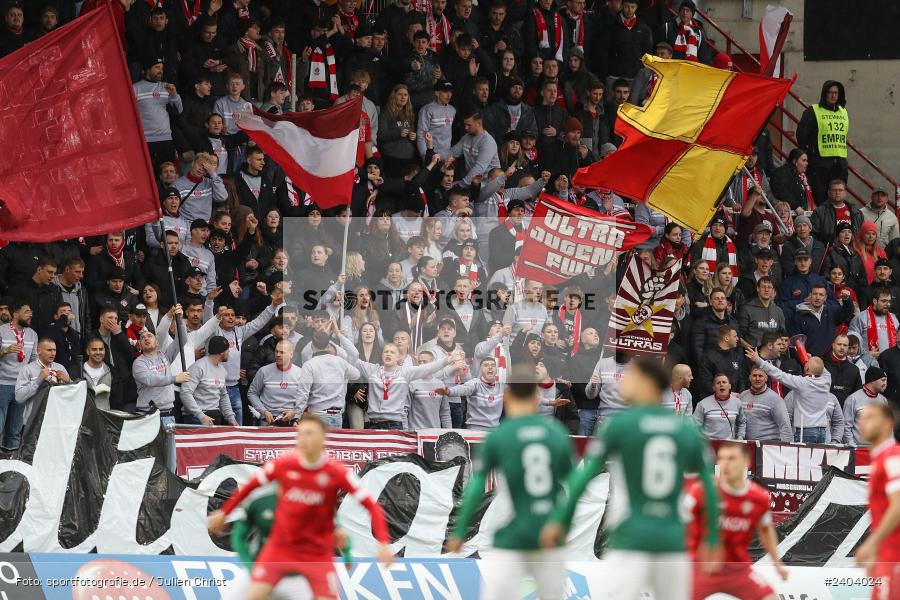 AKON Arena, Würzburg, 20.04.2024, sport, action, BFV, Fussball, April 2024, 30. Spieltag, Regionalliga Bayern, 1. FC Schweinfurt 1905, FC Würzburger Kickers - Bild-ID: 2404024