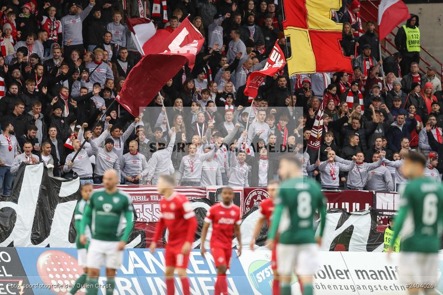 AKON Arena, Würzburg, 20.04.2024, sport, action, BFV, Fussball, April 2024, 30. Spieltag, Regionalliga Bayern, 1. FC Schweinfurt 1905, FC Würzburger Kickers - Bild-ID: 2404026