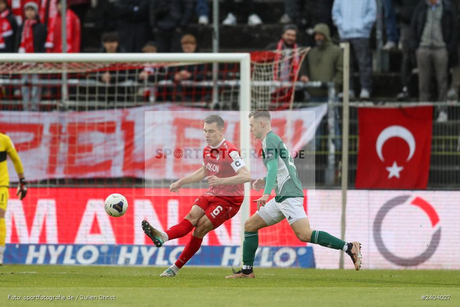 AKON Arena, Würzburg, 20.04.2024, sport, action, BFV, Fussball, April 2024, 30. Spieltag, Regionalliga Bayern, 1. FC Schweinfurt 1905, FC Würzburger Kickers - Bild-ID: 2404027