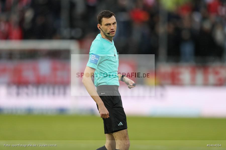 AKON Arena, Würzburg, 20.04.2024, sport, action, BFV, Fussball, April 2024, 30. Spieltag, Regionalliga Bayern, 1. FC Schweinfurt 1905, FC Würzburger Kickers - Bild-ID: 2404034