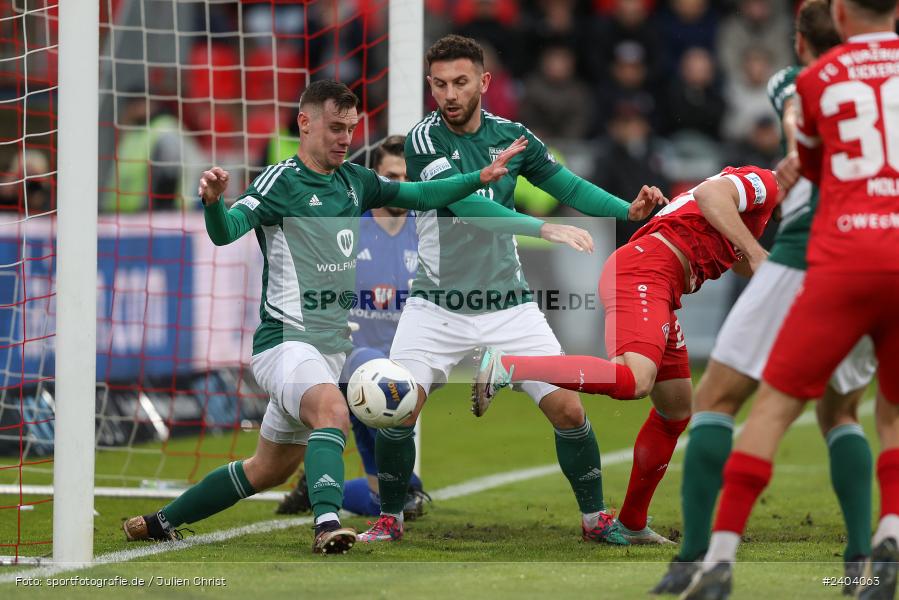 AKON Arena, Würzburg, 20.04.2024, sport, action, BFV, Fussball, April 2024, 30. Spieltag, Regionalliga Bayern, 1. FC Schweinfurt 1905, FC Würzburger Kickers - Bild-ID: 2404063