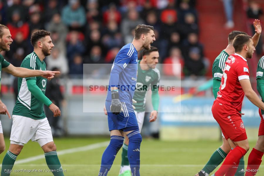 AKON Arena, Würzburg, 20.04.2024, sport, action, BFV, Fussball, April 2024, 30. Spieltag, Regionalliga Bayern, 1. FC Schweinfurt 1905, FC Würzburger Kickers - Bild-ID: 2404069