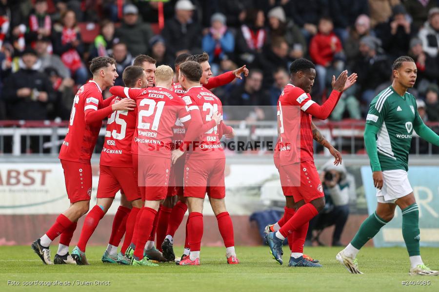 AKON Arena, Würzburg, 20.04.2024, sport, action, BFV, Fussball, April 2024, 30. Spieltag, Regionalliga Bayern, 1. FC Schweinfurt 1905, FC Würzburger Kickers - Bild-ID: 2404085