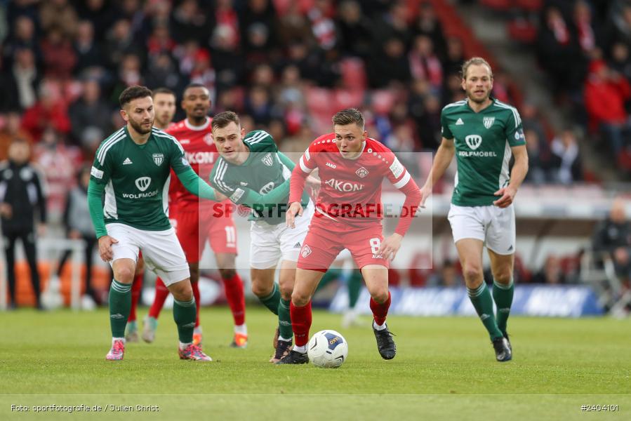 AKON Arena, Würzburg, 20.04.2024, sport, action, BFV, Fussball, April 2024, 30. Spieltag, Regionalliga Bayern, 1. FC Schweinfurt 1905, FC Würzburger Kickers - Bild-ID: 2404101