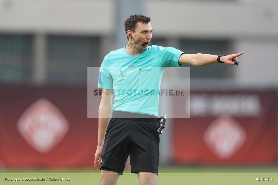 AKON Arena, Würzburg, 20.04.2024, sport, action, BFV, Fussball, April 2024, 30. Spieltag, Regionalliga Bayern, 1. FC Schweinfurt 1905, FC Würzburger Kickers - Bild-ID: 2404114