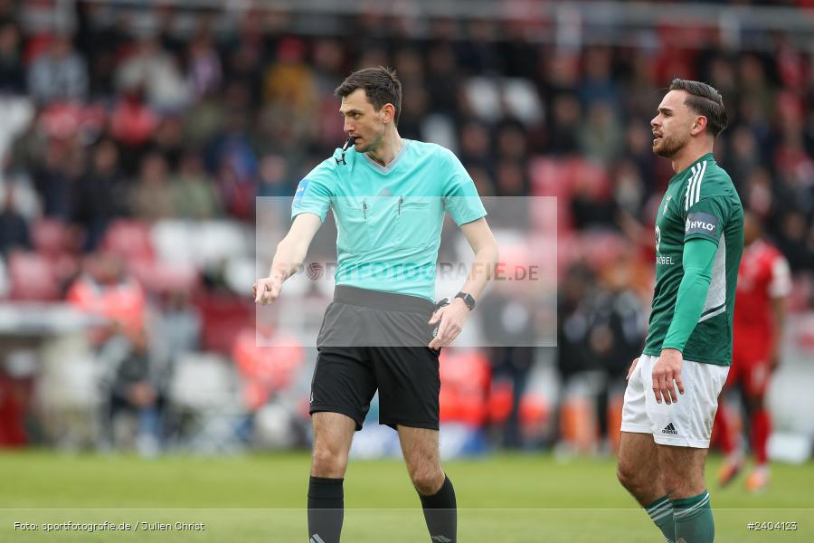 AKON Arena, Würzburg, 20.04.2024, sport, action, BFV, Fussball, April 2024, 30. Spieltag, Regionalliga Bayern, 1. FC Schweinfurt 1905, FC Würzburger Kickers - Bild-ID: 2404123