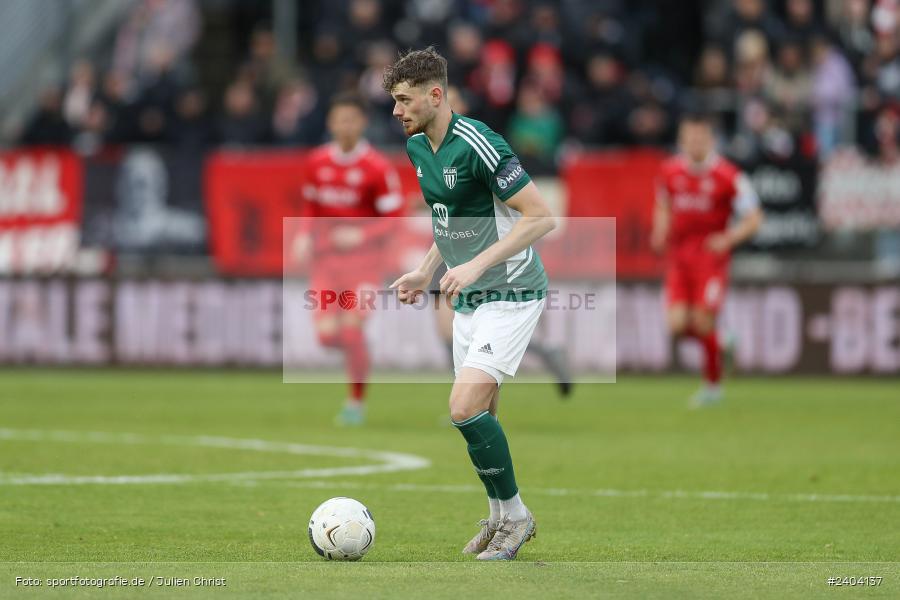 AKON Arena, Würzburg, 20.04.2024, sport, action, BFV, Fussball, April 2024, 30. Spieltag, Regionalliga Bayern, 1. FC Schweinfurt 1905, FC Würzburger Kickers - Bild-ID: 2404137