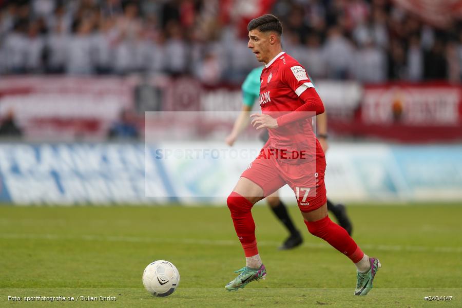 AKON Arena, Würzburg, 20.04.2024, sport, action, BFV, Fussball, April 2024, 30. Spieltag, Regionalliga Bayern, 1. FC Schweinfurt 1905, FC Würzburger Kickers - Bild-ID: 2404147