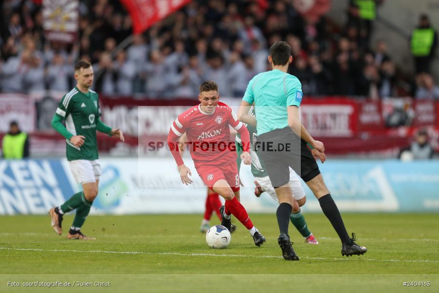 AKON Arena, Würzburg, 20.04.2024, sport, action, BFV, Fussball, April 2024, 30. Spieltag, Regionalliga Bayern, 1. FC Schweinfurt 1905, FC Würzburger Kickers - Bild-ID: 2404163