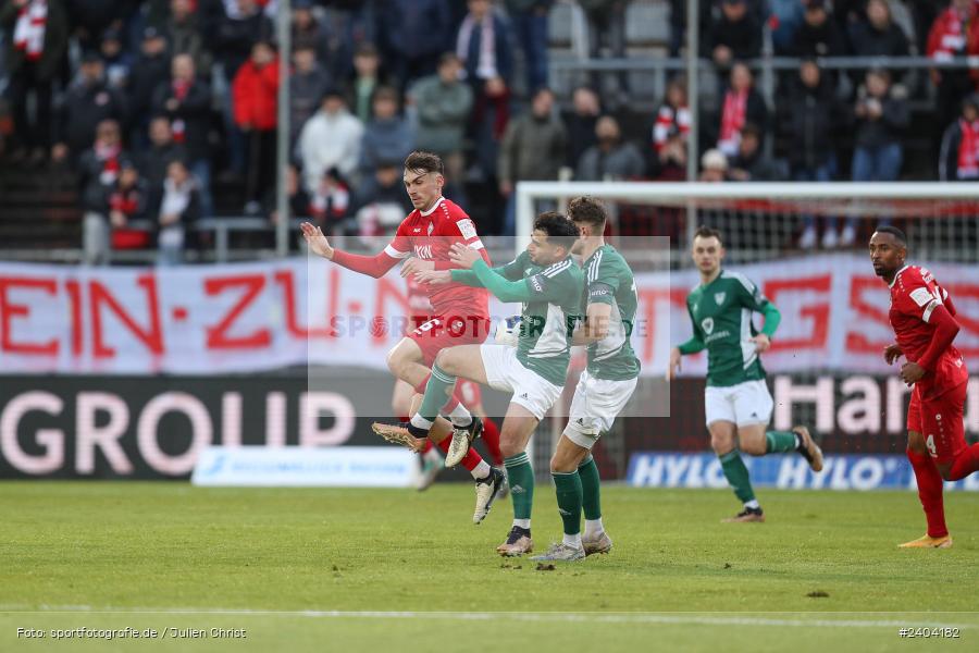 AKON Arena, Würzburg, 20.04.2024, sport, action, BFV, Fussball, April 2024, 30. Spieltag, Regionalliga Bayern, 1. FC Schweinfurt 1905, FC Würzburger Kickers - Bild-ID: 2404182