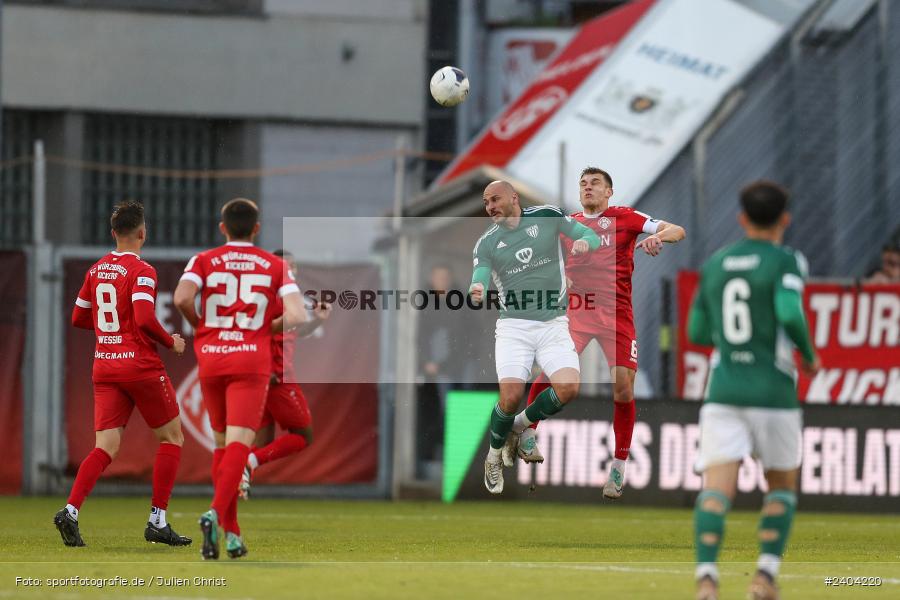AKON Arena, Würzburg, 20.04.2024, sport, action, BFV, Fussball, April 2024, 30. Spieltag, Regionalliga Bayern, 1. FC Schweinfurt 1905, FC Würzburger Kickers - Bild-ID: 2404220