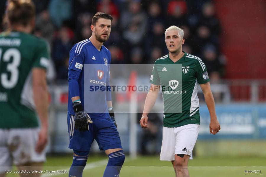 AKON Arena, Würzburg, 20.04.2024, sport, action, BFV, Fussball, April 2024, 30. Spieltag, Regionalliga Bayern, 1. FC Schweinfurt 1905, FC Würzburger Kickers - Bild-ID: 2404231