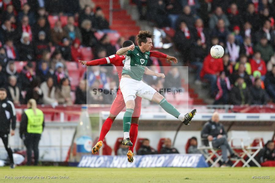 AKON Arena, Würzburg, 20.04.2024, sport, action, BFV, Fussball, April 2024, 30. Spieltag, Regionalliga Bayern, 1. FC Schweinfurt 1905, FC Würzburger Kickers - Bild-ID: 2404233