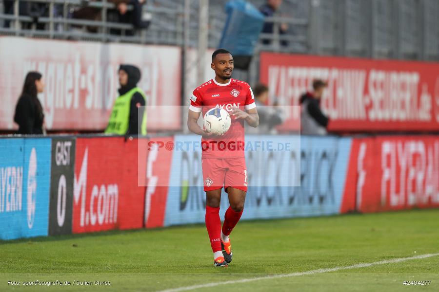 AKON Arena, Würzburg, 20.04.2024, sport, action, BFV, Fussball, April 2024, 30. Spieltag, Regionalliga Bayern, 1. FC Schweinfurt 1905, FC Würzburger Kickers - Bild-ID: 2404277