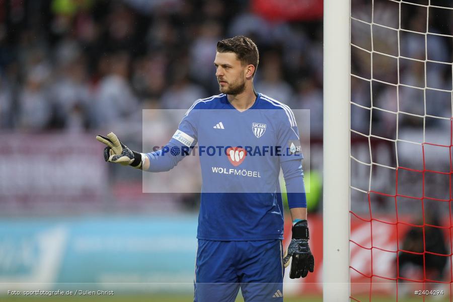 AKON Arena, Würzburg, 20.04.2024, sport, action, BFV, Fussball, April 2024, 30. Spieltag, Regionalliga Bayern, 1. FC Schweinfurt 1905, FC Würzburger Kickers - Bild-ID: 2404294