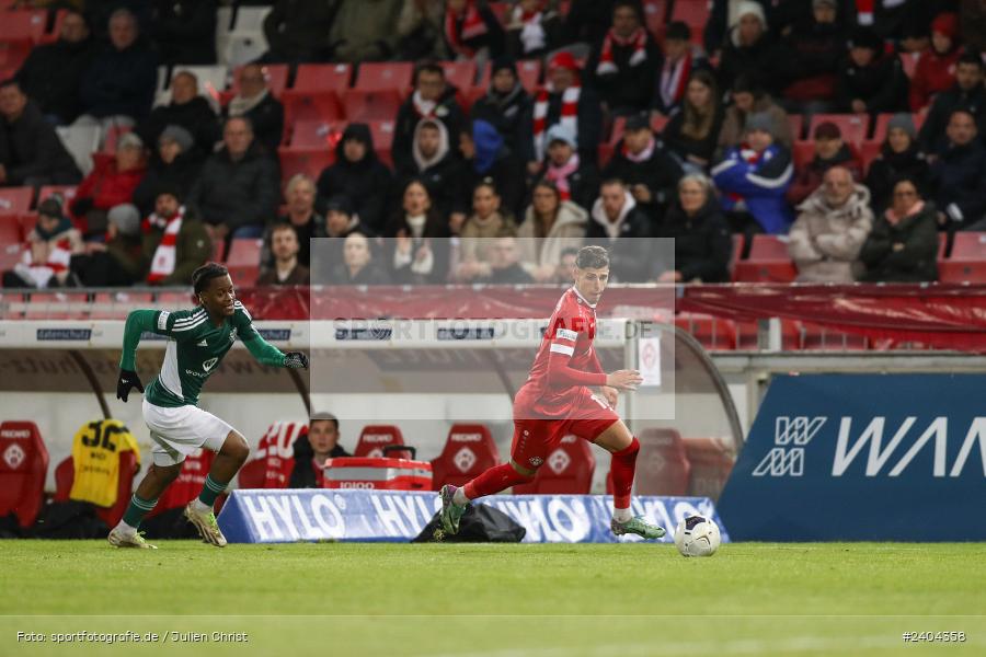 AKON Arena, Würzburg, 20.04.2024, sport, action, BFV, Fussball, April 2024, 30. Spieltag, Regionalliga Bayern, 1. FC Schweinfurt 1905, FC Würzburger Kickers - Bild-ID: 2404358