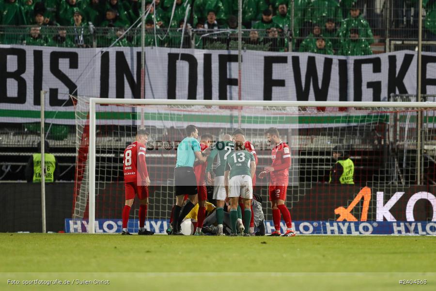 AKON Arena, Würzburg, 20.04.2024, sport, action, BFV, Fussball, April 2024, 30. Spieltag, Regionalliga Bayern, 1. FC Schweinfurt 1905, FC Würzburger Kickers - Bild-ID: 2404363