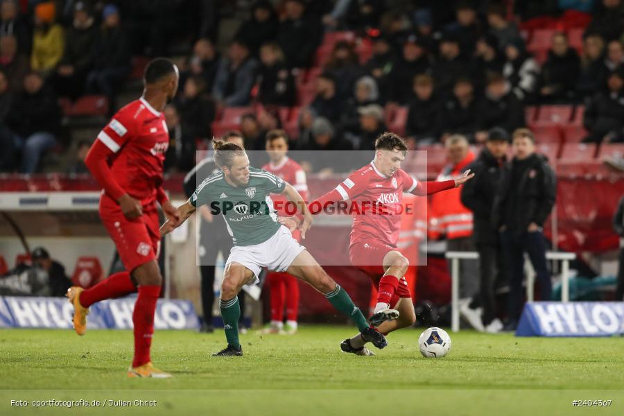 AKON Arena, Würzburg, 20.04.2024, sport, action, BFV, Fussball, April 2024, 30. Spieltag, Regionalliga Bayern, 1. FC Schweinfurt 1905, FC Würzburger Kickers - Bild-ID: 2404367