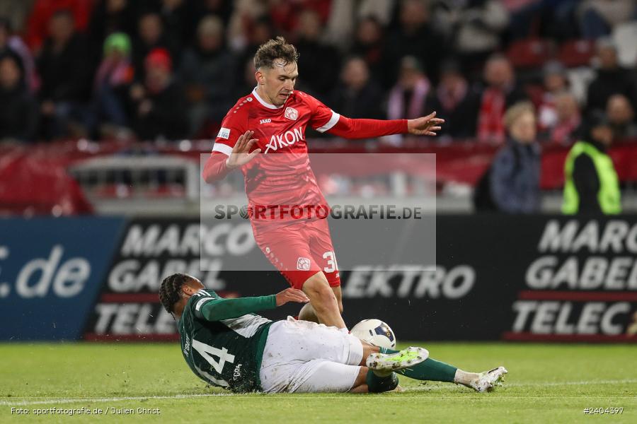 AKON Arena, Würzburg, 20.04.2024, sport, action, BFV, Fussball, April 2024, 30. Spieltag, Regionalliga Bayern, 1. FC Schweinfurt 1905, FC Würzburger Kickers - Bild-ID: 2404397