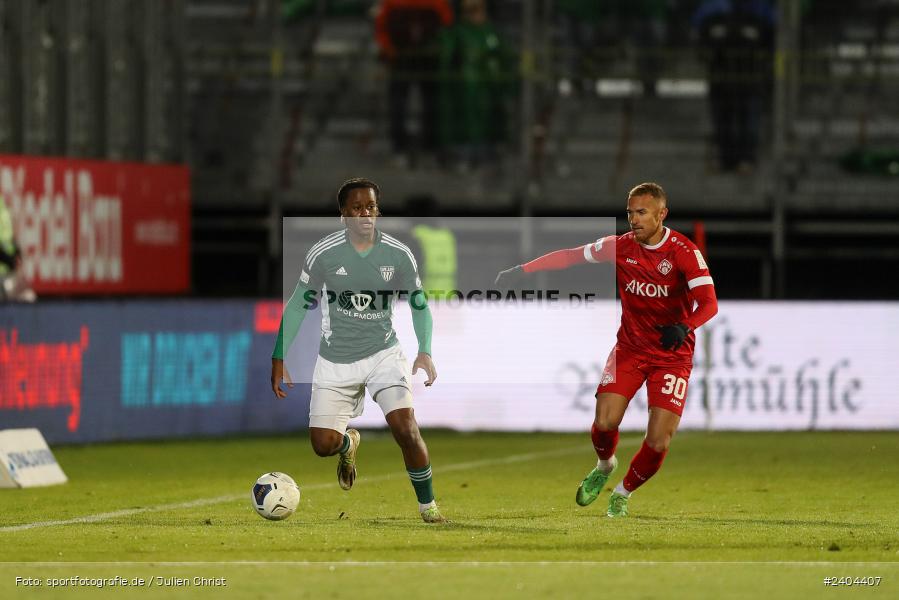 AKON Arena, Würzburg, 20.04.2024, sport, action, BFV, Fussball, April 2024, 30. Spieltag, Regionalliga Bayern, 1. FC Schweinfurt 1905, FC Würzburger Kickers - Bild-ID: 2404407