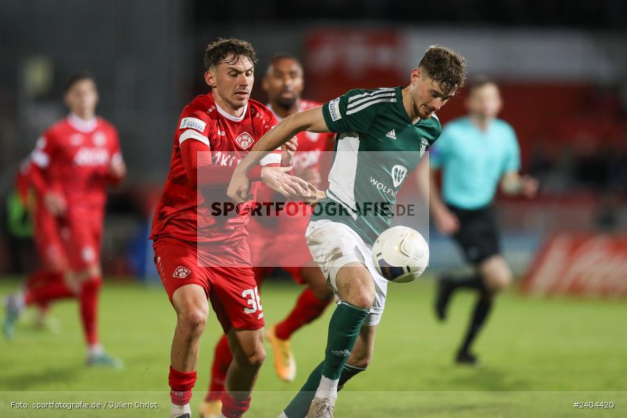 AKON Arena, Würzburg, 20.04.2024, sport, action, BFV, Fussball, April 2024, 30. Spieltag, Regionalliga Bayern, 1. FC Schweinfurt 1905, FC Würzburger Kickers - Bild-ID: 2404420