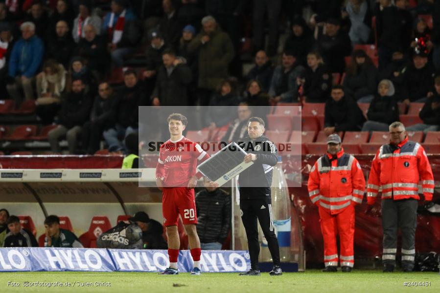 AKON Arena, Würzburg, 20.04.2024, sport, action, BFV, Fussball, April 2024, 30. Spieltag, Regionalliga Bayern, 1. FC Schweinfurt 1905, FC Würzburger Kickers - Bild-ID: 2404431