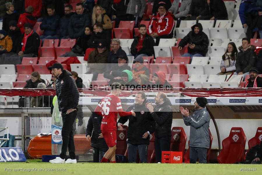AKON Arena, Würzburg, 20.04.2024, sport, action, BFV, Fussball, April 2024, 30. Spieltag, Regionalliga Bayern, 1. FC Schweinfurt 1905, FC Würzburger Kickers - Bild-ID: 2404437