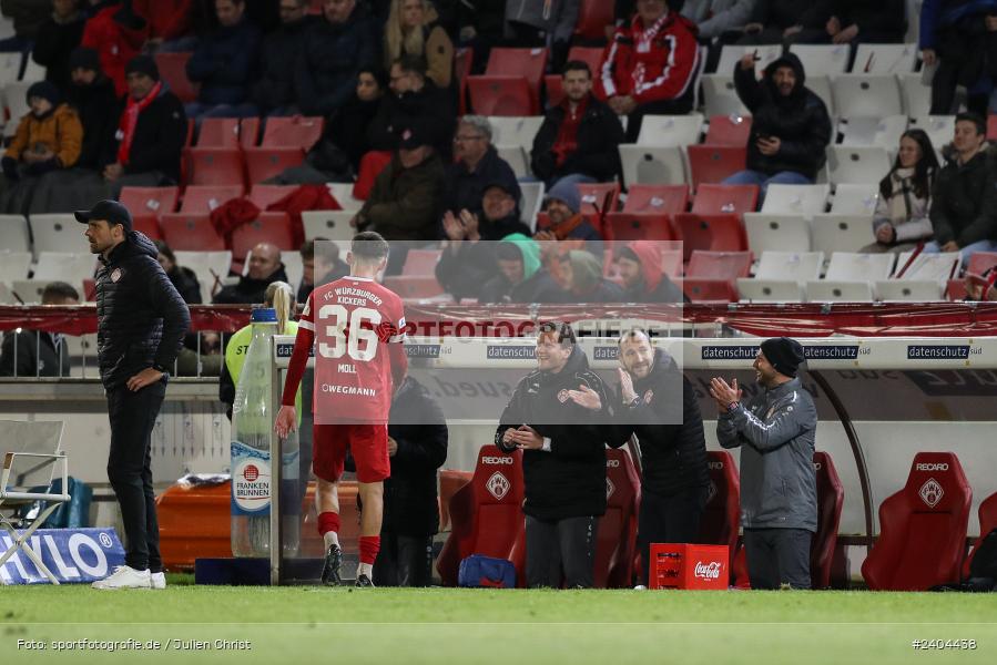 AKON Arena, Würzburg, 20.04.2024, sport, action, BFV, Fussball, April 2024, 30. Spieltag, Regionalliga Bayern, 1. FC Schweinfurt 1905, FC Würzburger Kickers - Bild-ID: 2404438