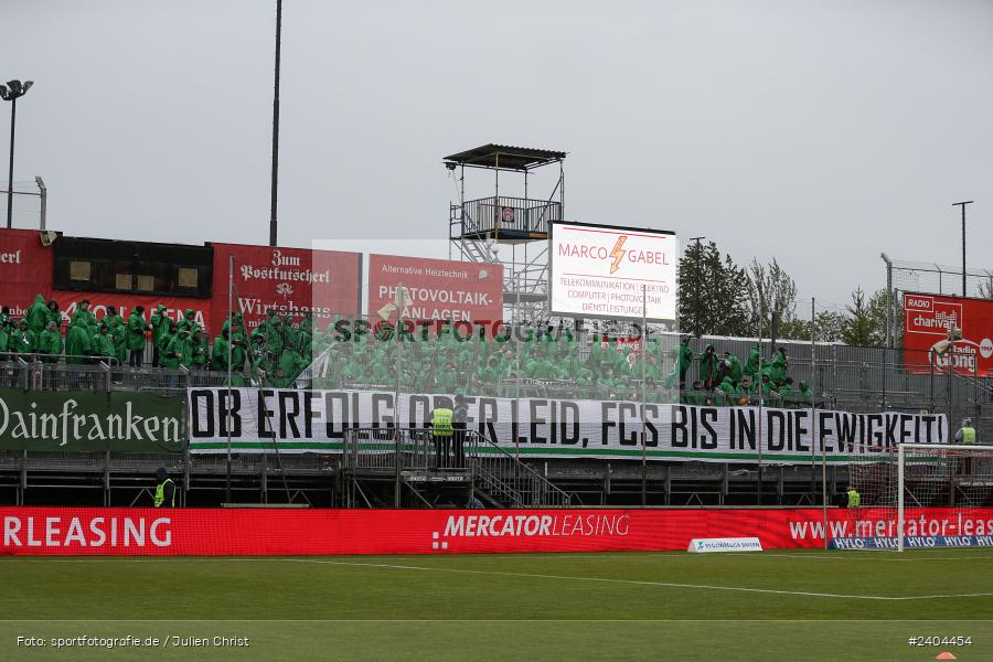 AKON Arena, Würzburg, 20.04.2024, sport, action, BFV, Fussball, April 2024, 30. Spieltag, Regionalliga Bayern, 1. FC Schweinfurt 1905, FC Würzburger Kickers - Bild-ID: 2404454