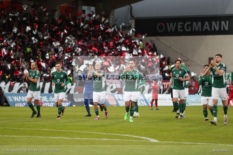 AKON Arena, Würzburg, 20.04.2024, sport, action, BFV, Fussball, April 2024, 30. Spieltag, Regionalliga Bayern, 1. FC Schweinfurt 1905, FC Würzburger Kickers - Bild-ID: 2404506