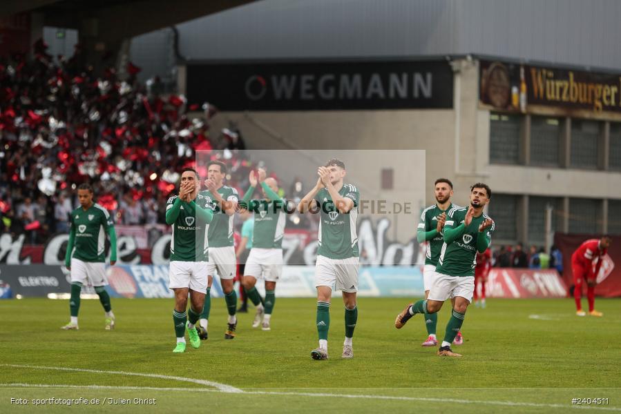 AKON Arena, Würzburg, 20.04.2024, sport, action, BFV, Fussball, April 2024, 30. Spieltag, Regionalliga Bayern, 1. FC Schweinfurt 1905, FC Würzburger Kickers - Bild-ID: 2404511