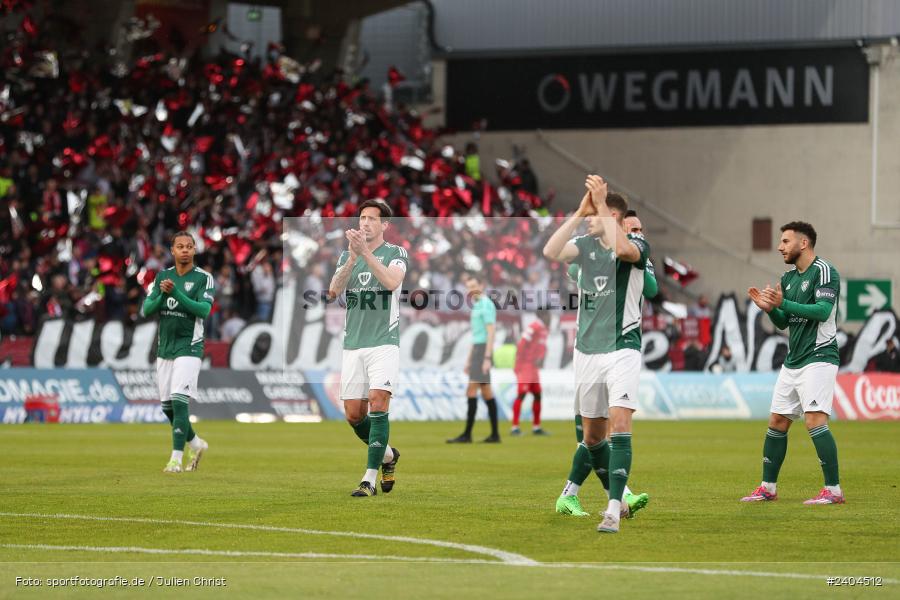 AKON Arena, Würzburg, 20.04.2024, sport, action, BFV, Fussball, April 2024, 30. Spieltag, Regionalliga Bayern, 1. FC Schweinfurt 1905, FC Würzburger Kickers - Bild-ID: 2404512