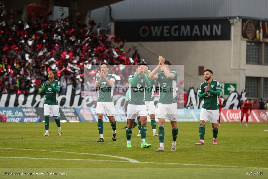 AKON Arena, Würzburg, 20.04.2024, sport, action, BFV, Fussball, April 2024, 30. Spieltag, Regionalliga Bayern, 1. FC Schweinfurt 1905, FC Würzburger Kickers - Bild-ID: 2404513