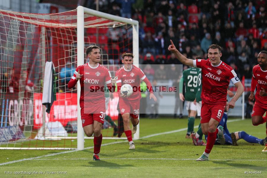AKON Arena, Würzburg, 20.04.2024, sport, action, BFV, Fussball, April 2024, 30. Spieltag, Regionalliga Bayern, 1. FC Schweinfurt 1905, FC Würzburger Kickers - Bild-ID: 2404544