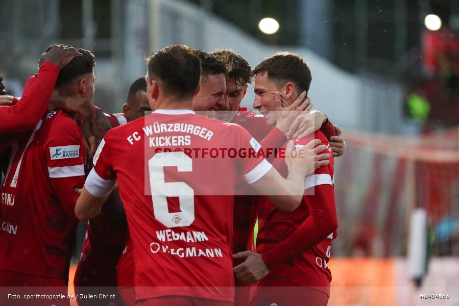 AKON Arena, Würzburg, 20.04.2024, sport, action, BFV, Fussball, April 2024, 30. Spieltag, Regionalliga Bayern, 1. FC Schweinfurt 1905, FC Würzburger Kickers - Bild-ID: 2404566