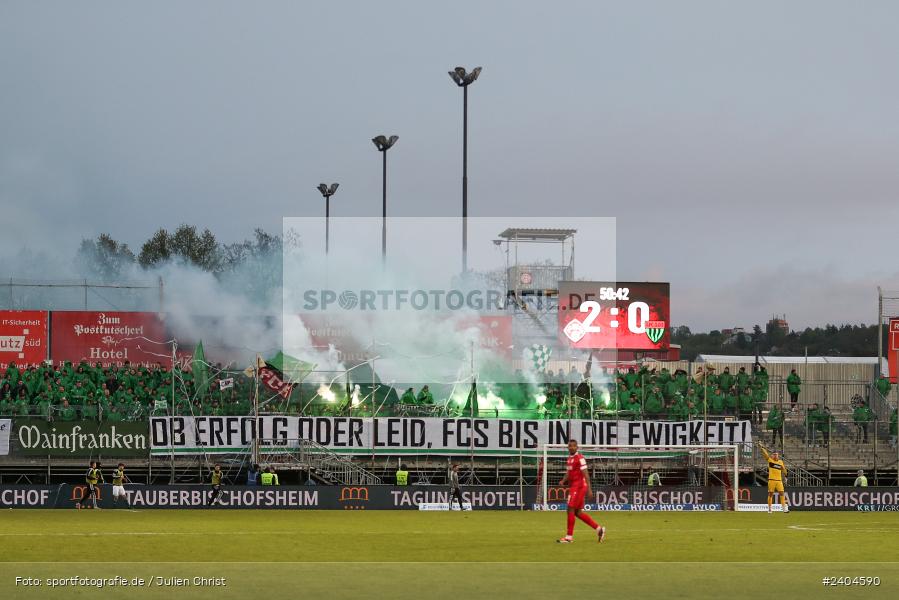 AKON Arena, Würzburg, 20.04.2024, sport, action, BFV, Fussball, April 2024, 30. Spieltag, Regionalliga Bayern, 1. FC Schweinfurt 1905, FC Würzburger Kickers - Bild-ID: 2404590